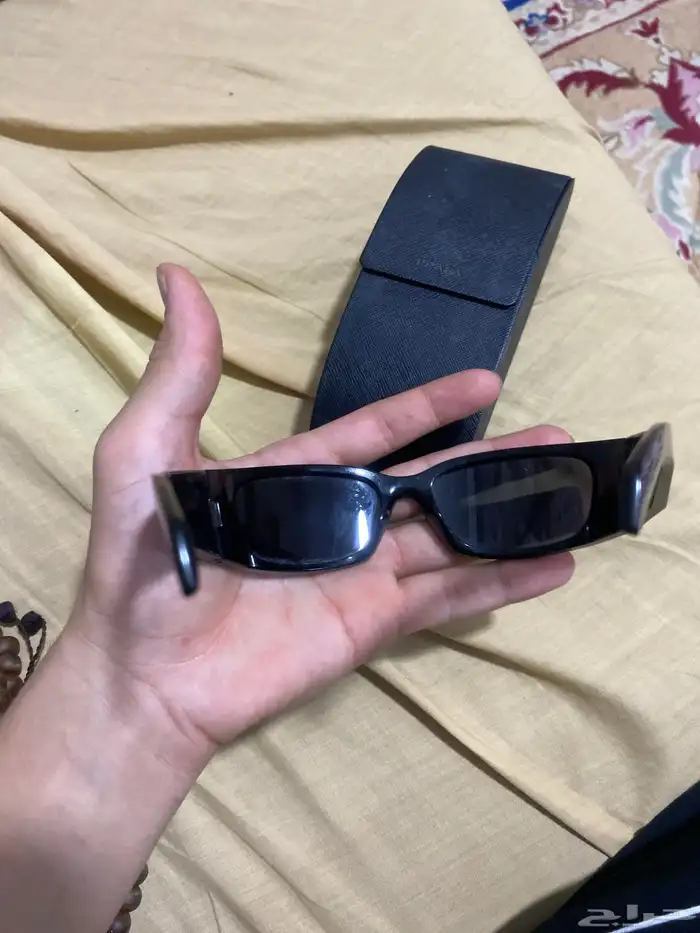 نضاره طبقه مخمليه على السوم 02 3