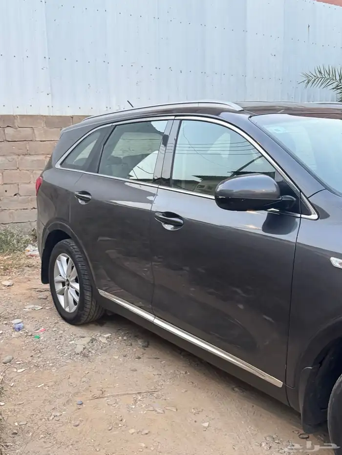 سيرنتو 2018 استاندر ممشى 241 فيه ثلاث قطع رش تجميلي 1