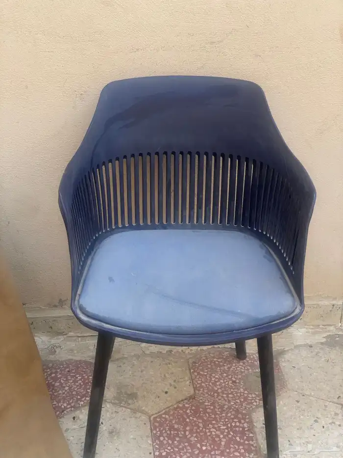كرسي ازرق 0