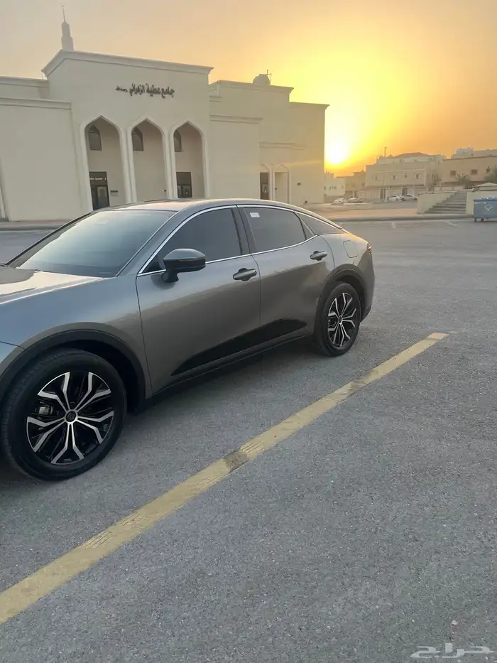 كراون 2023 بريميوم 13
