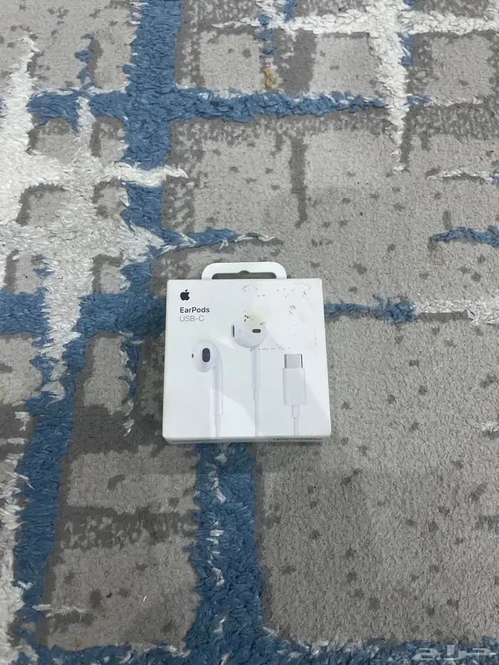 سماعات أذن مزودة بمنفذ USB-C 0