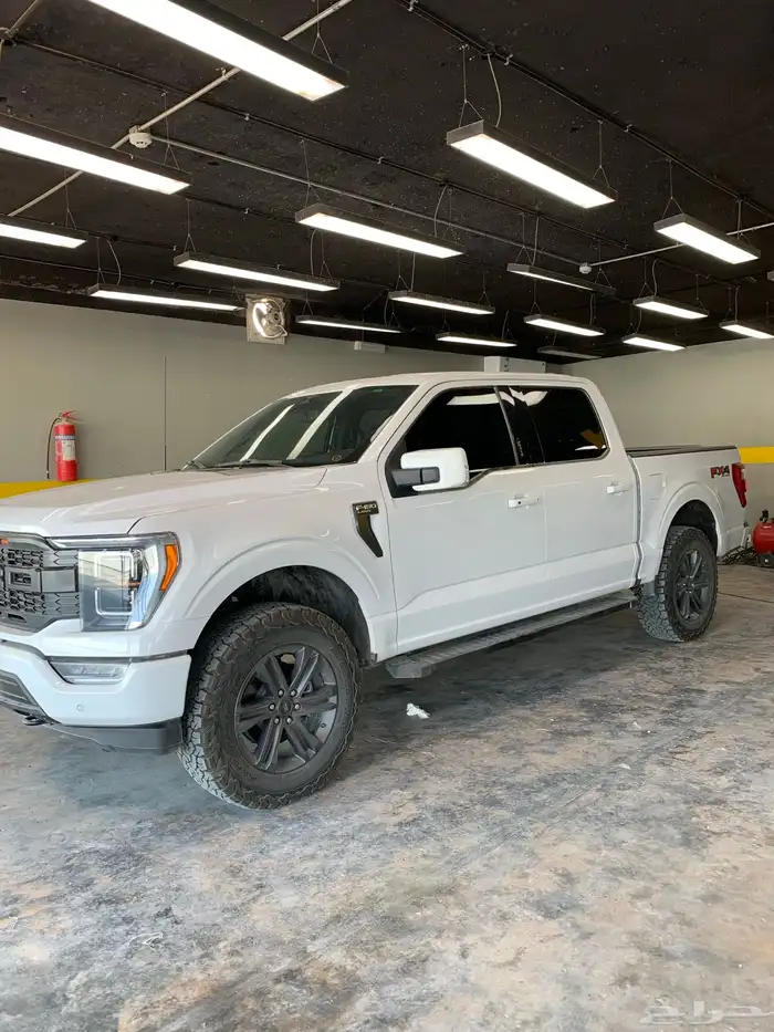 فورد F150 2024 رش مطاطي للجنوط 0