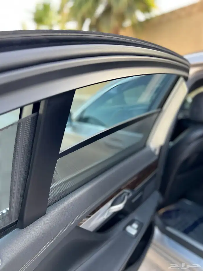 بي ام دبليو 730Li قمة النظافة 2017 بحالة الوكالة 28