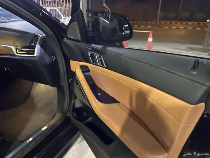 بي ام x6 فل كامل 2023  37 الف كيلو 17