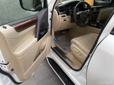 لكزس LX570 8