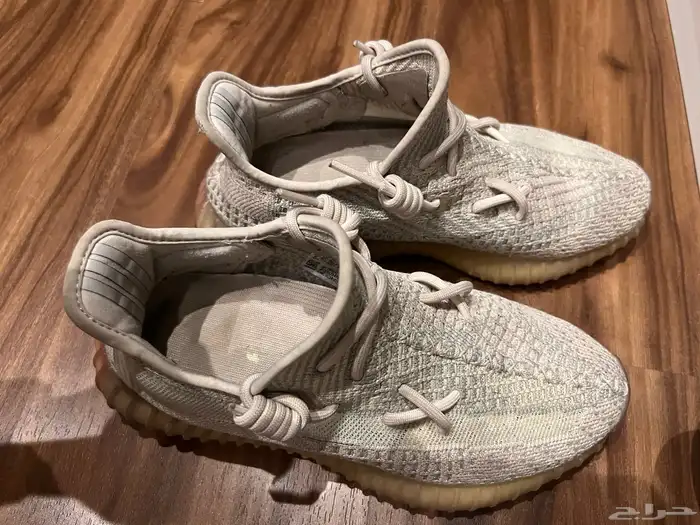 جزمة يزي أصلية 1