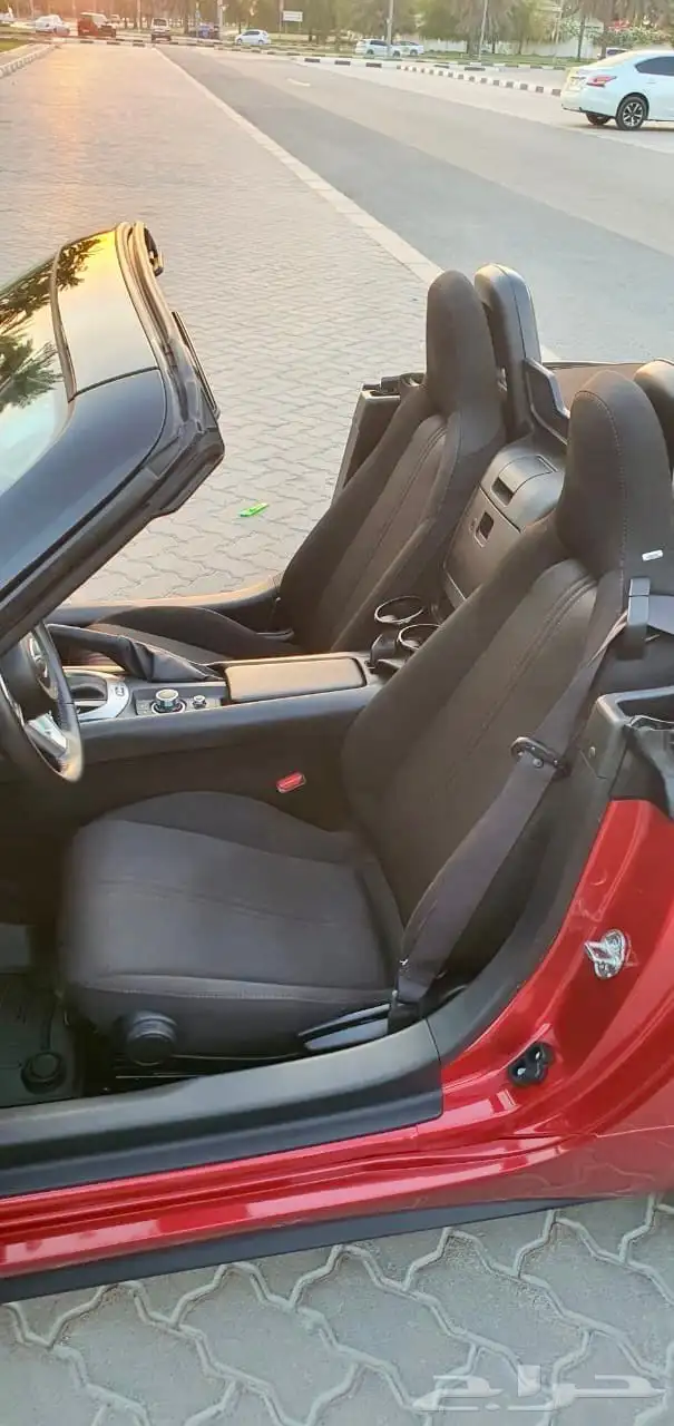 mazda miata mx-5 club low mileage 14