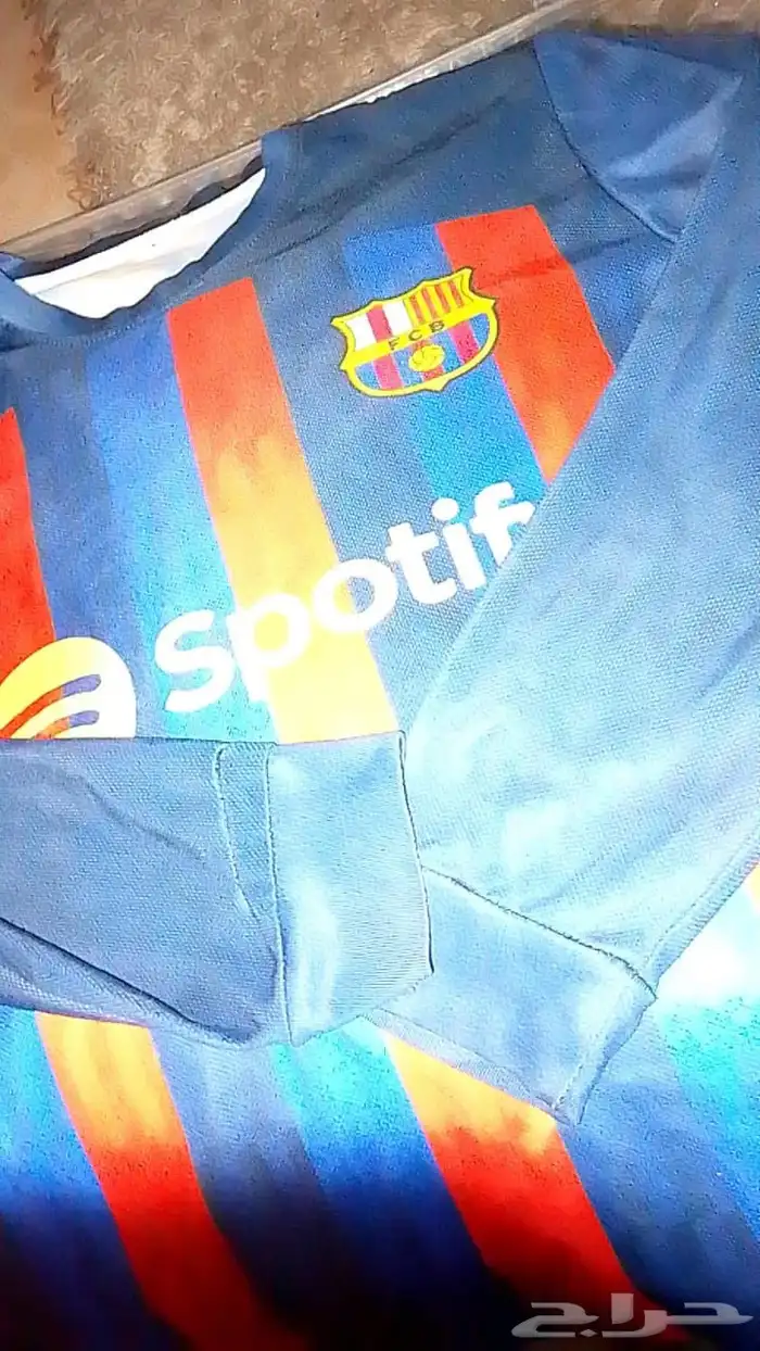 تيشيرت برشلونة 2023 كم طويل 0