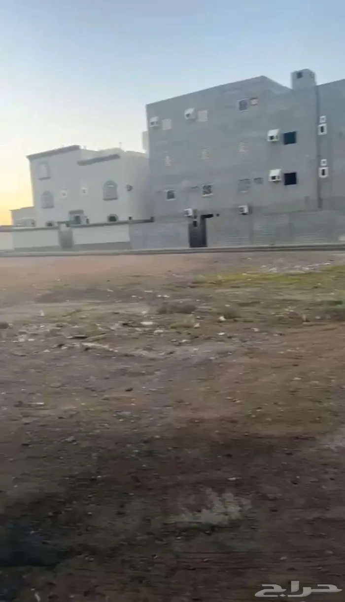 للجادين فقط ارض تجارية على طريق الملك سعود 2