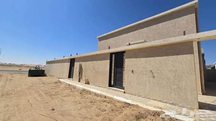 للشركات والمؤسسات والجهات مبنى للإيجار في بيشة 6