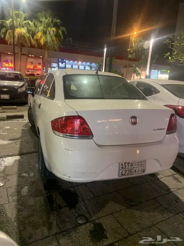 سيارة مستعملة للبيع فيات لينيا 2013 Fiat نظيف 3