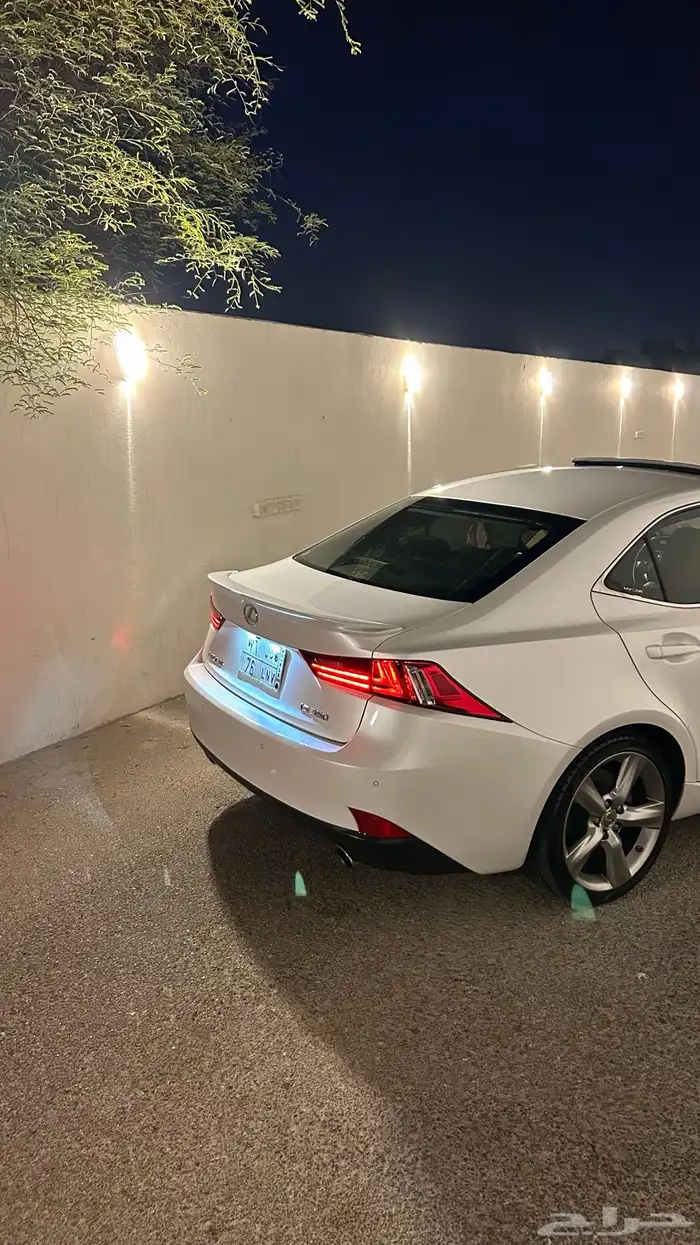لكزس IS350 ( لكزس ارنوبه ) 14