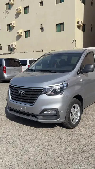 باص ركاب هيونداي ستاريكس ديزل 2021 2
