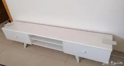 طقم كنب بحالة جيدة عدد 3 كنب كبير و 2 كرسي وطاولة شاشة 3