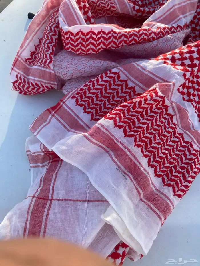 شماغ قديم لفه ثلاث شماغ 3