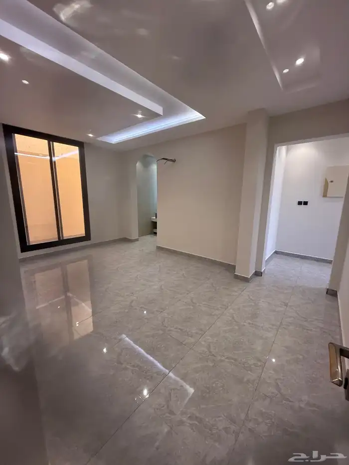 فلاء للإيجار 11