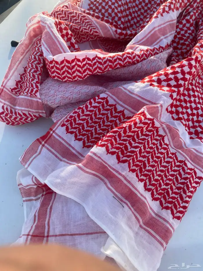 شماغ قديم لفه ثلاث شماغ 1