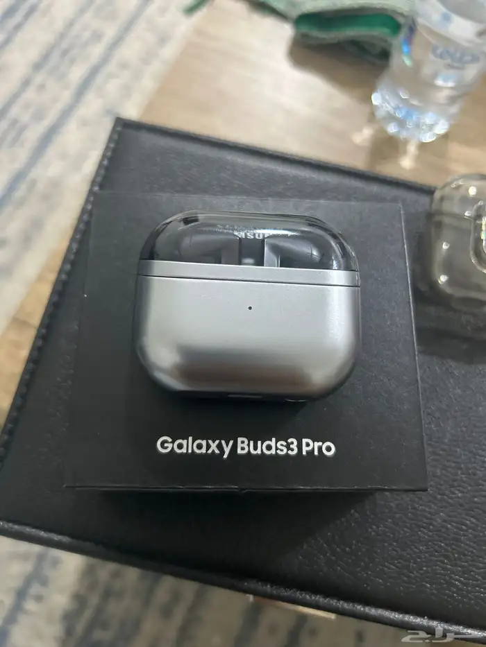 Buds3 Pro 1