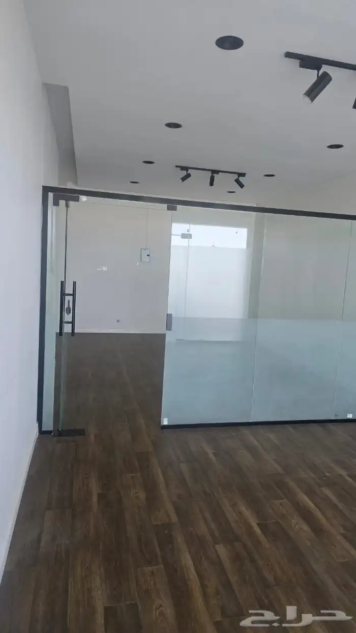 محل تجاري للإيجار 0