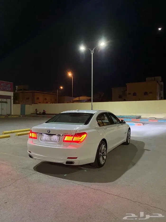 بي ام دبليوا للبيع2008ع السوم ليس لي حد 7