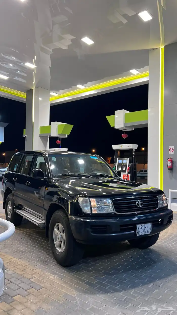 لاندكروزر2000 اسود GX 2