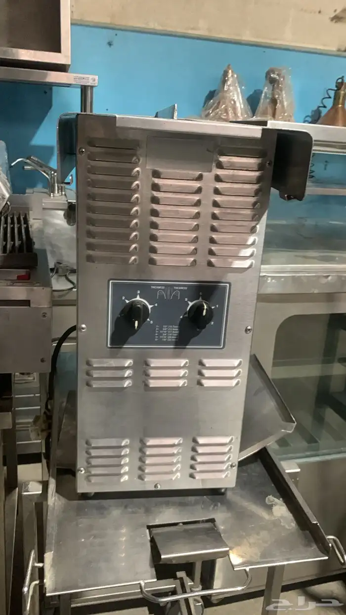 معدات مطاعم ومقاهي مستخدمة نظيفة جدا 2