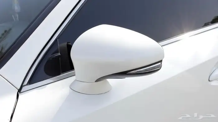 لكزس IS300t 2019 و بطاقة الهوية الاماراتية 4