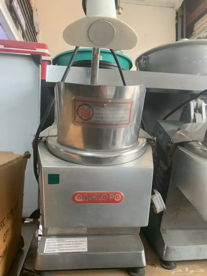 معدات مطاعم ومقاهي مستخدمة نظيفة جدا 26