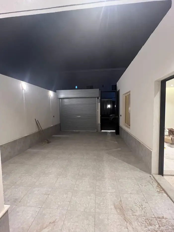 للبيع دور جديد شغل فاخر للغاية بالعوينة 4