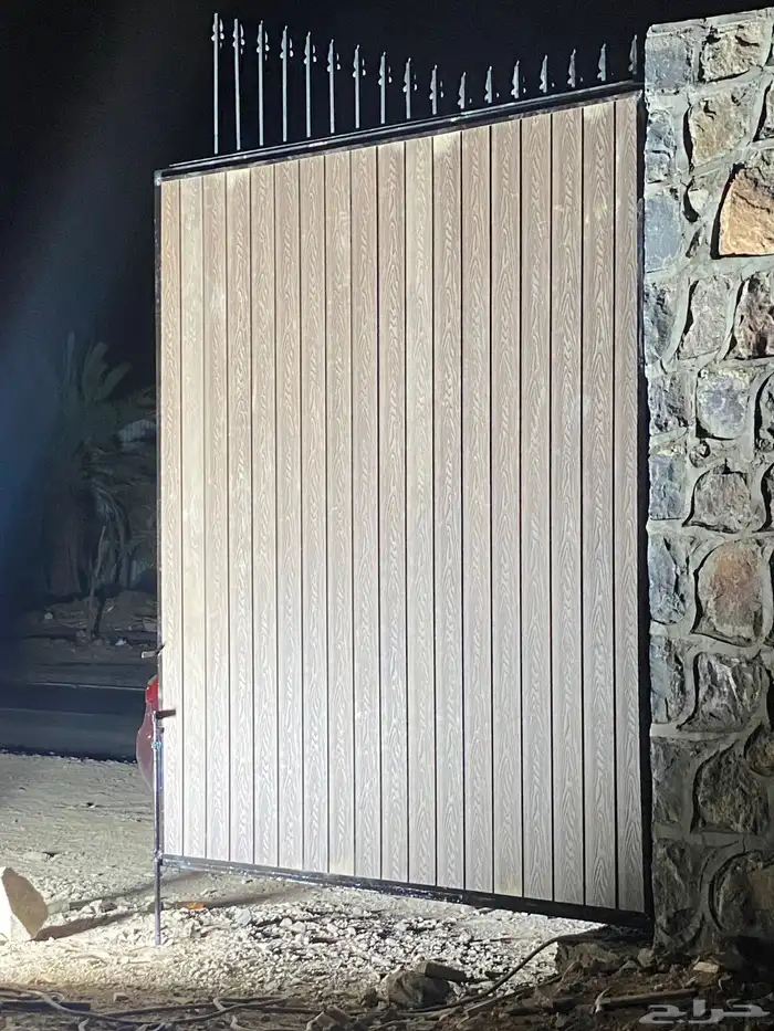 ورشة شوران للحداده  واعمال بديل الخشب والكلادن 3