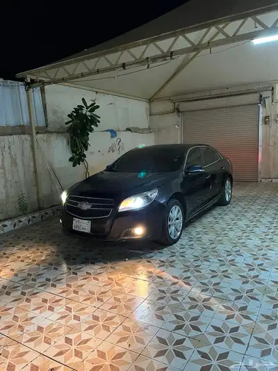 ماليبو فل كامل بصمه الون اسود لامع 1