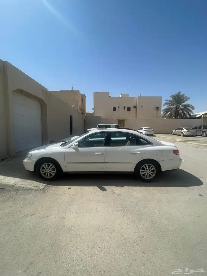 ازيرا 2010 1