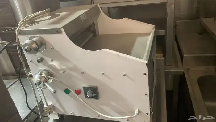 معدات مطاعم ومقاهي مستخدمة نظيفة جدا 1