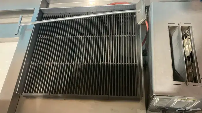 معدات مطاعم ومقاهي مستخدمة نظيفة جدا 30