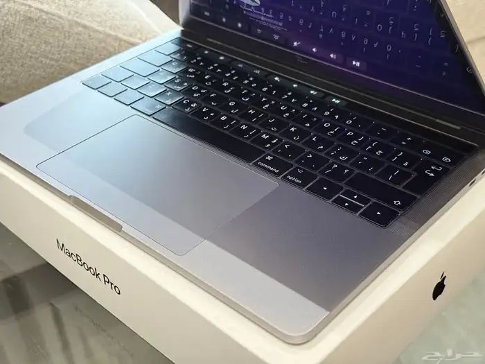 MacBook Pro 13-inch 512GB i7 للبيع نظيف 3