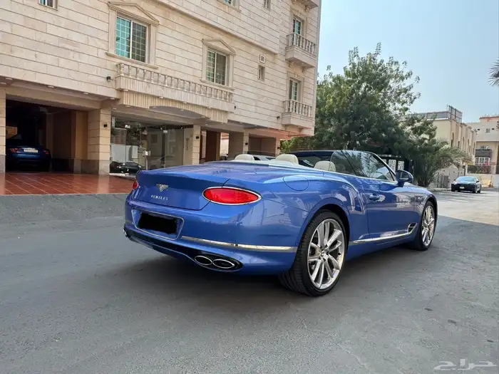 بنتلي GT 2021 13