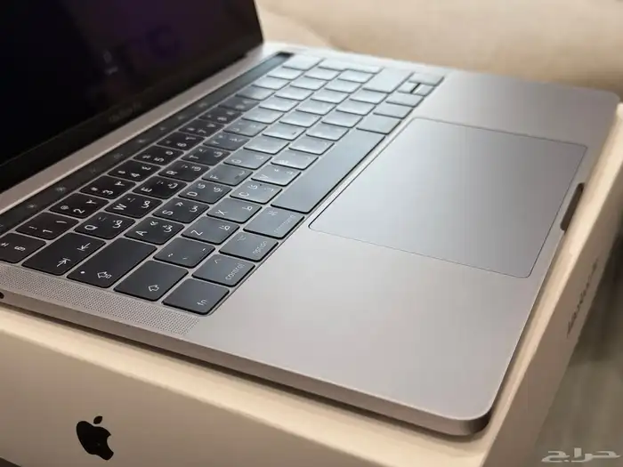 MacBook Pro 13-inch 512GB i7 للبيع نظيف 2