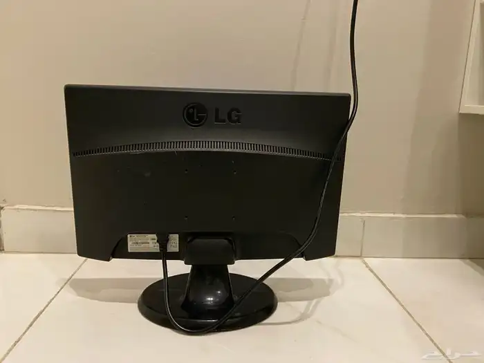 شاشة كمبيوتر LG 1