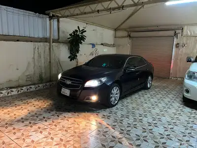 ماليبو فل كامل بصمه الون اسود لامع 0