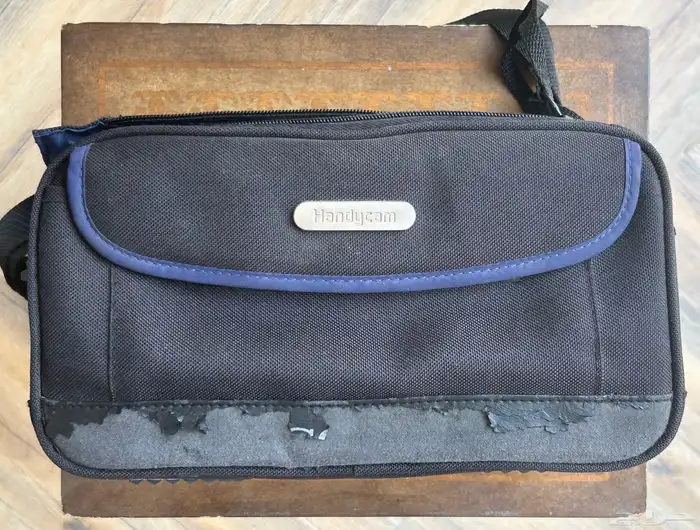 كاميرا سوني شريط قديمة Sony Camera CCD TRV-78E 4