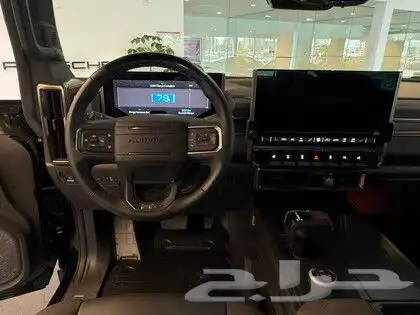 2024 GMC HUMMER EV SUV 12