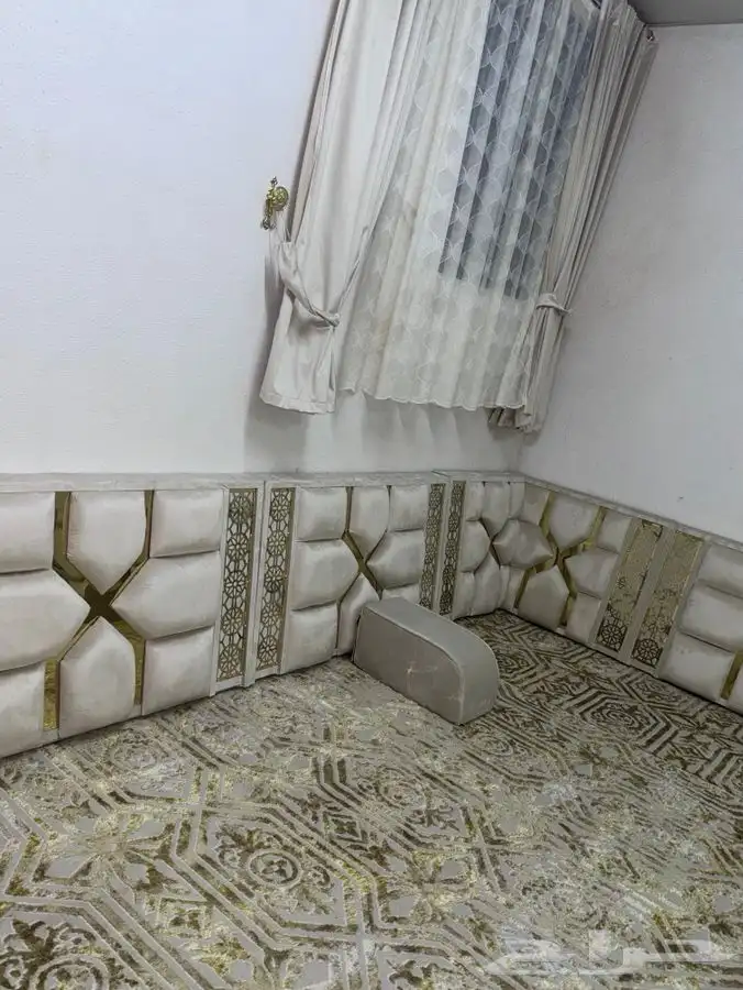 مجلس للبيع 1