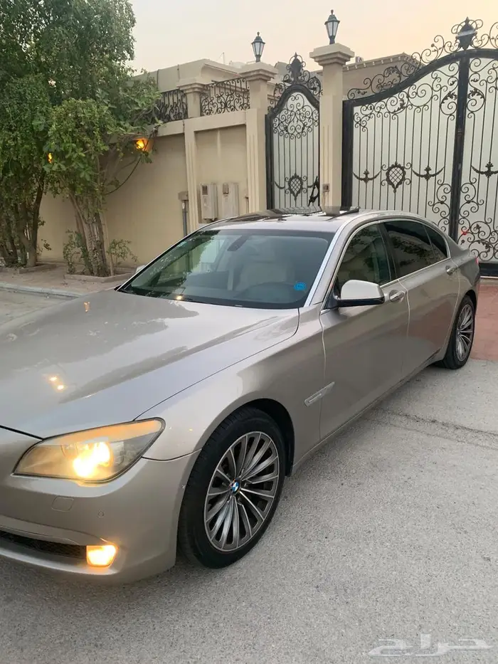 بي ام دبيلو 750 LI 4