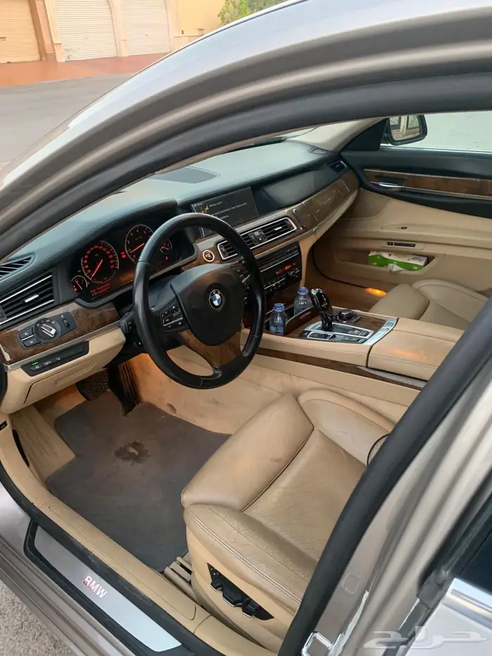 بي ام دبيلو 750 LI 1