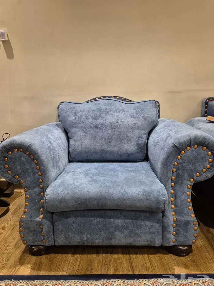 طقم كنب نظيف جدا جدا 3