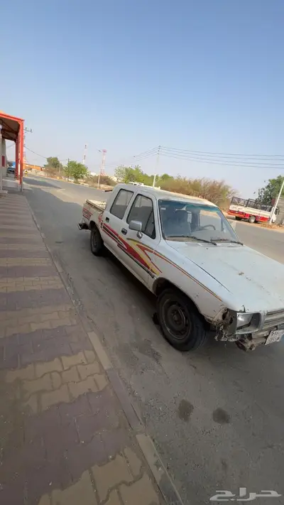 هايلكس للبيع 1