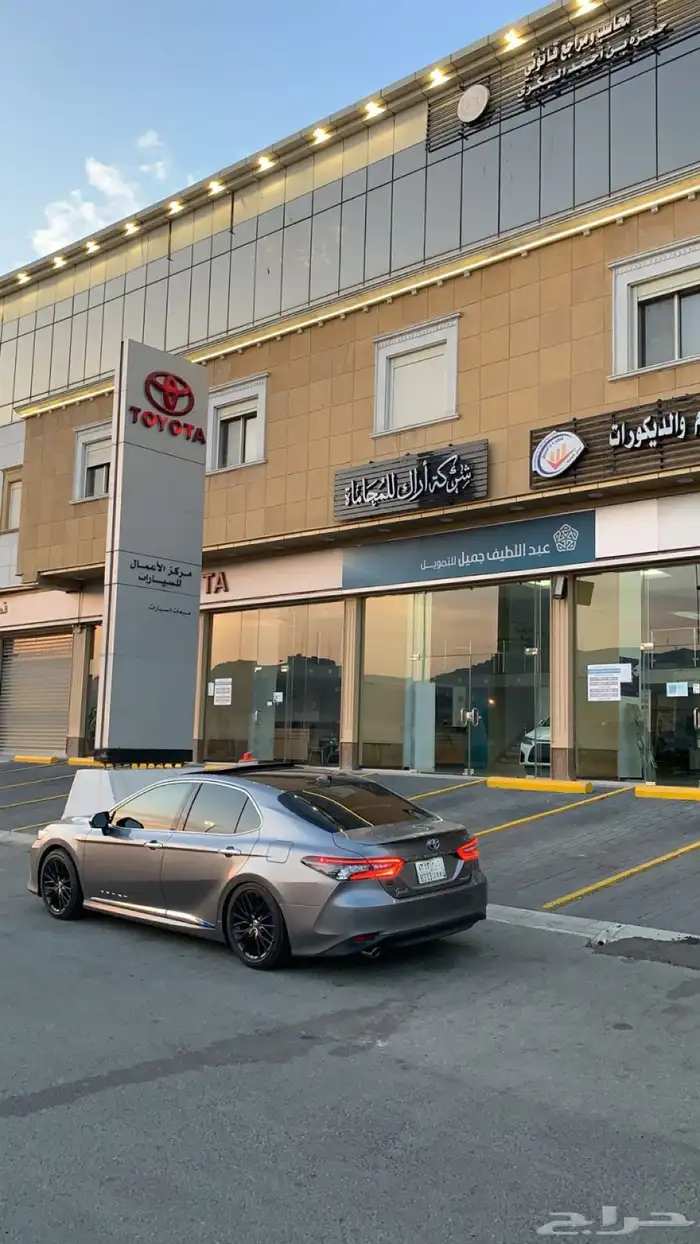 كامري هايبرد قراندي 12