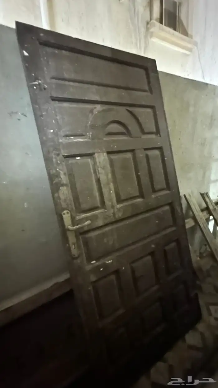أربع أبواب نظيفه للبيع سعر الباب 150 0