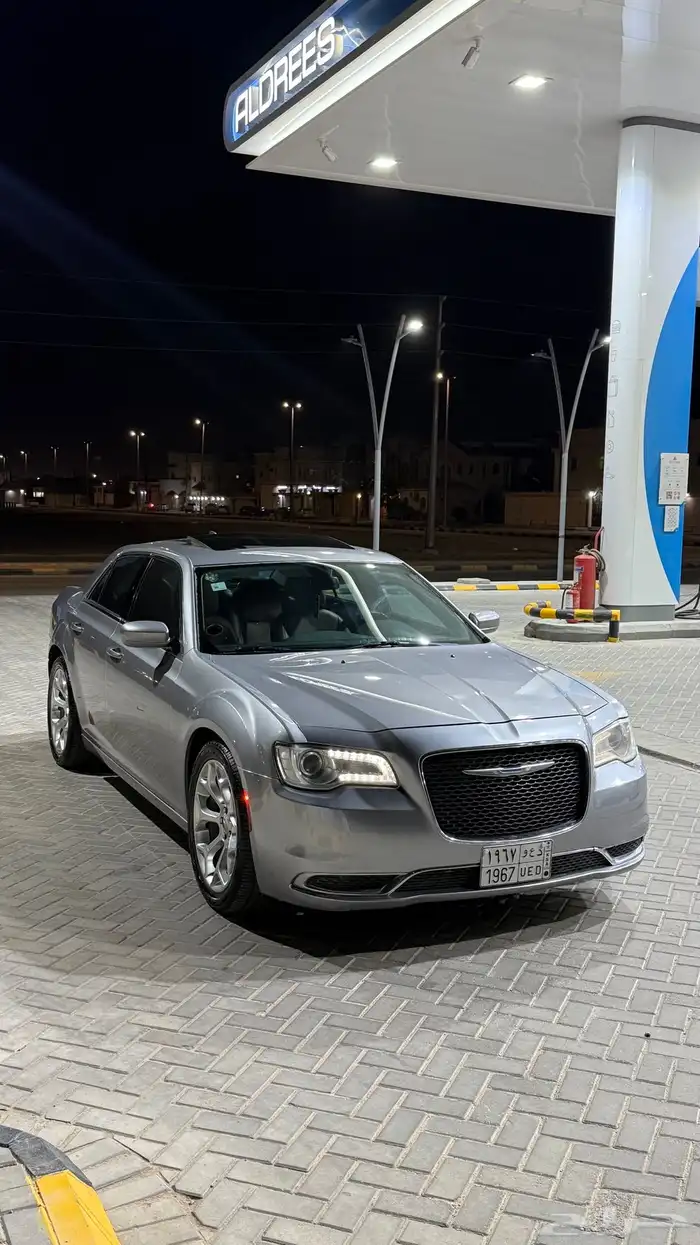 كرايزلر للبيع C300 V6 14