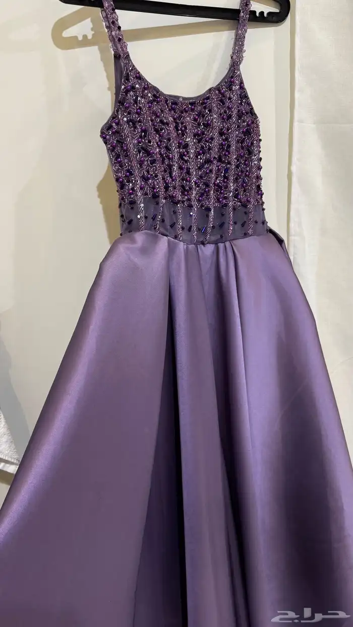 فستان جديد للبيع اخذته لزواج اختي لبسته مره وحده المقاس s-m 0